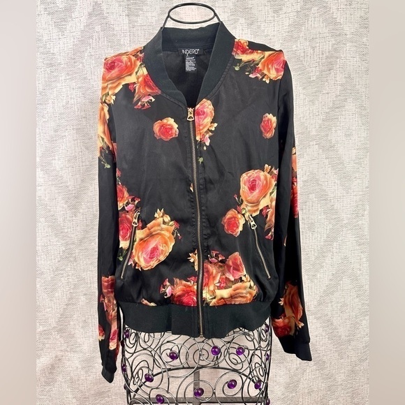 indero Jackets & Blazers - Indero floral black bomber size M
